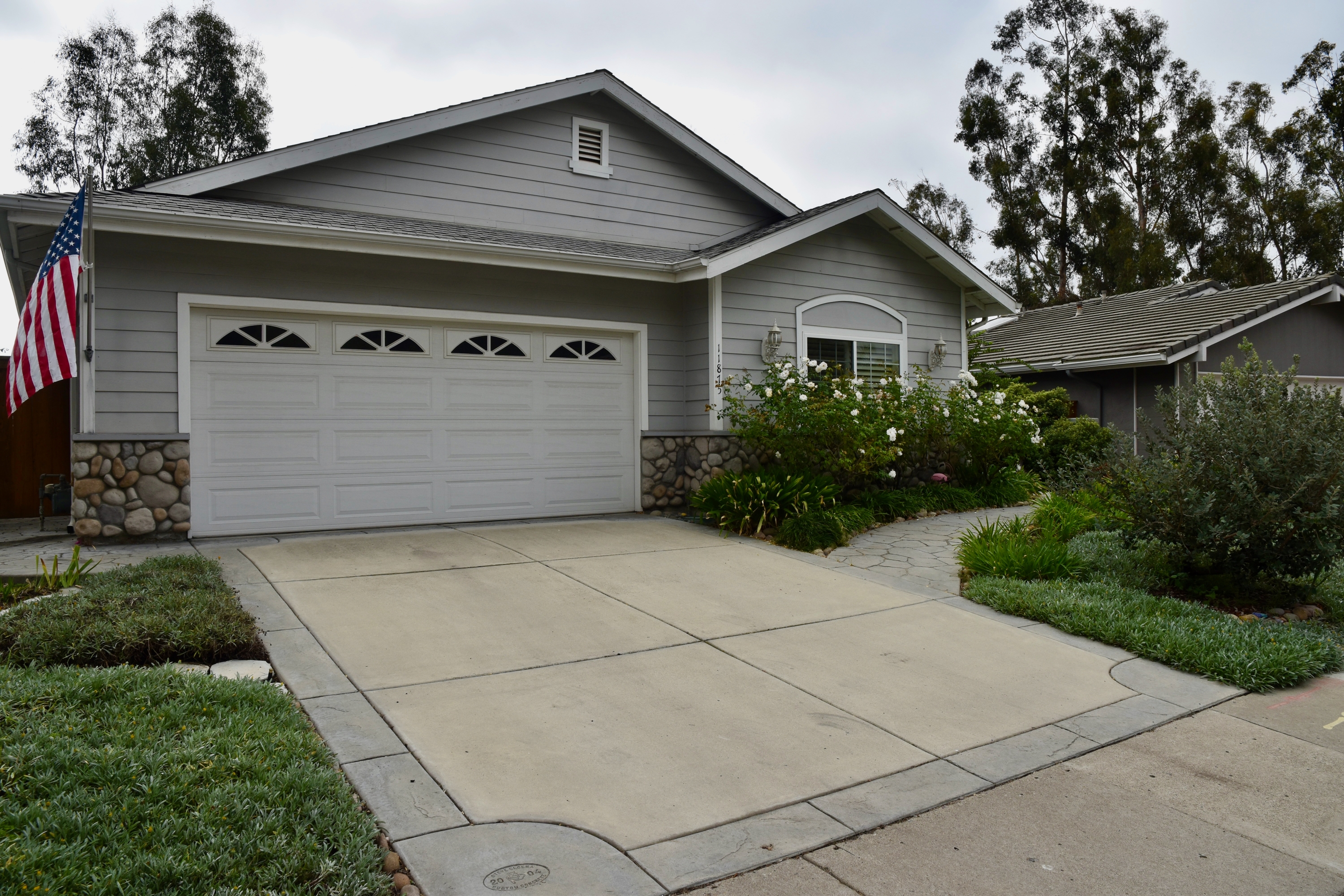 11875 Handrich Drive